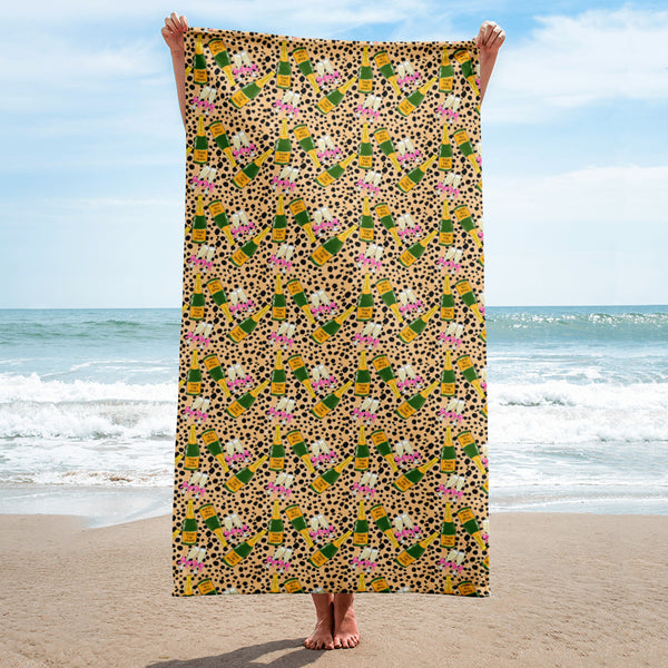 Pour The Veuve | Beach towel